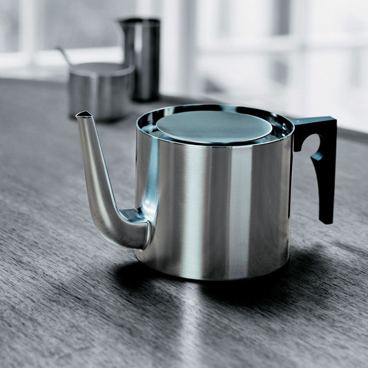 Tea Pot Arne Jacobsen 